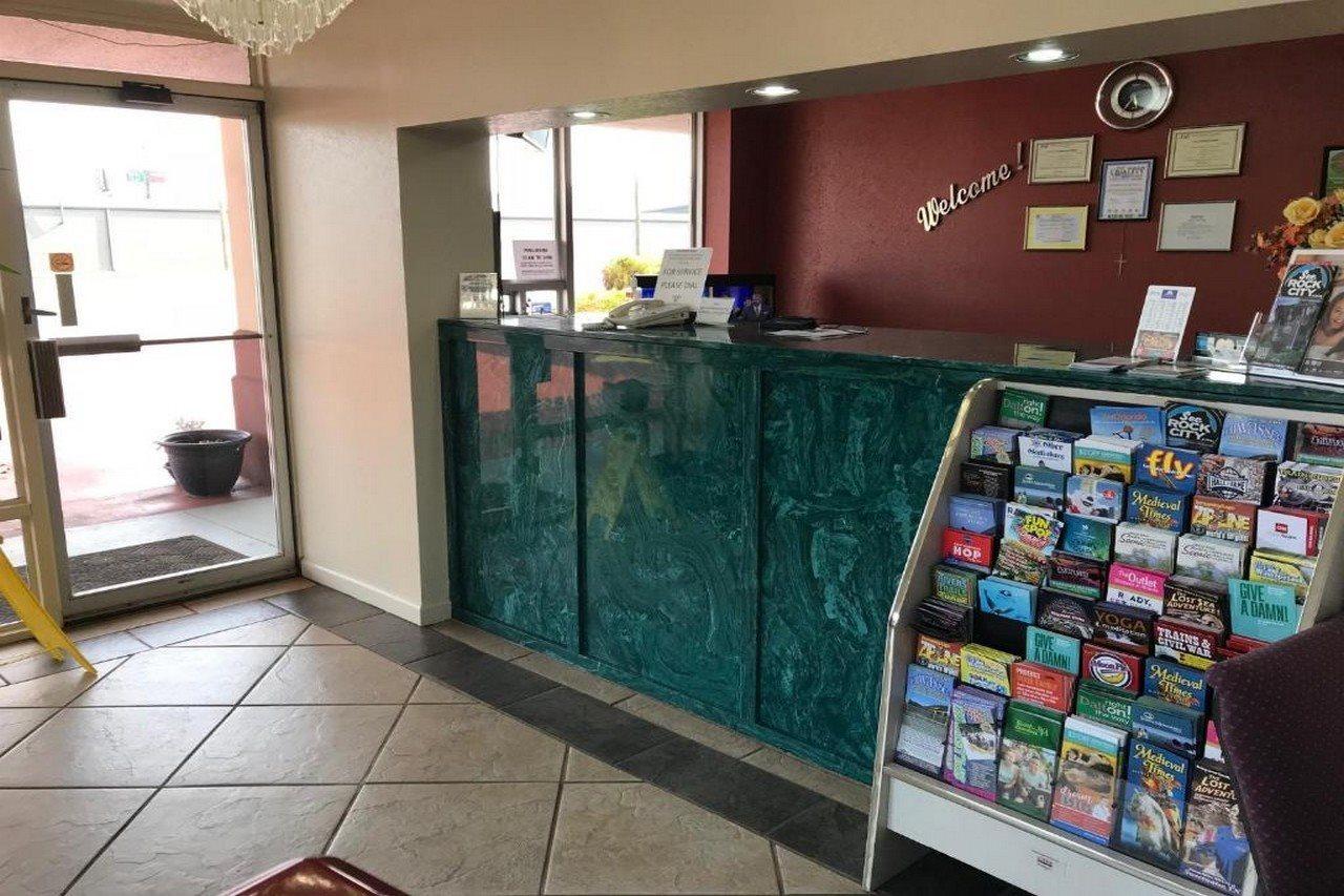 Rodeway Inn Dalton Dış mekan fotoğraf