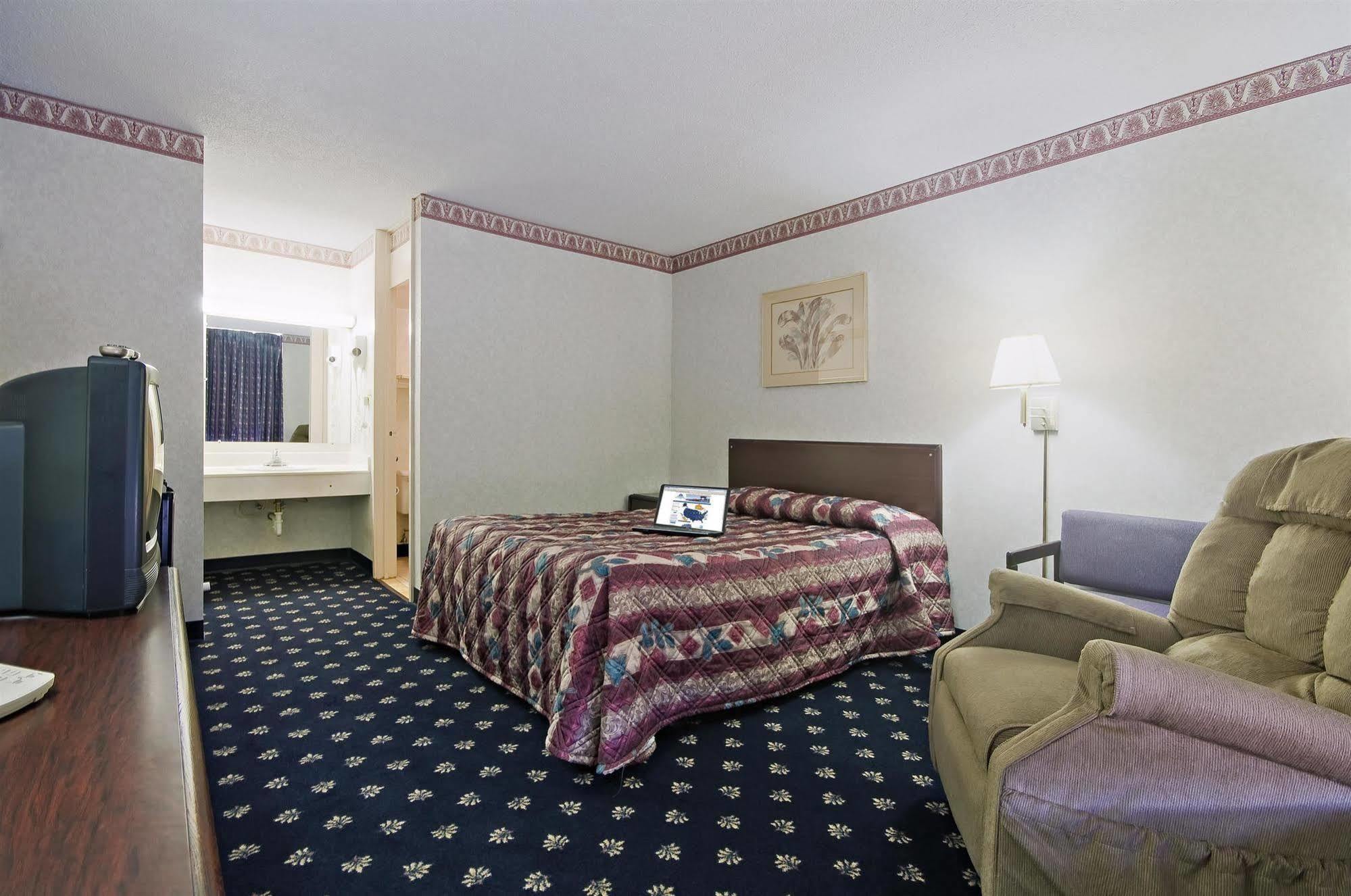 Rodeway Inn Dalton Oda fotoğraf
